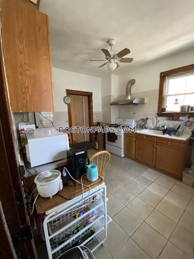 Allston 3 Beds 1.5 Baths Boston - $3,075 50% Fee