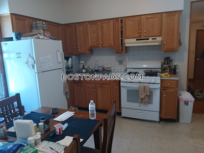 Somerville 2 Beds 1 Bath  Union Square - $2,600