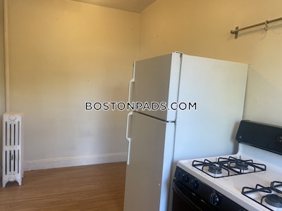 Brookline 1 Bed 1 Bath BROOKLINE- NORTH BROOKLINE $2,500  North Brookline - $2,600