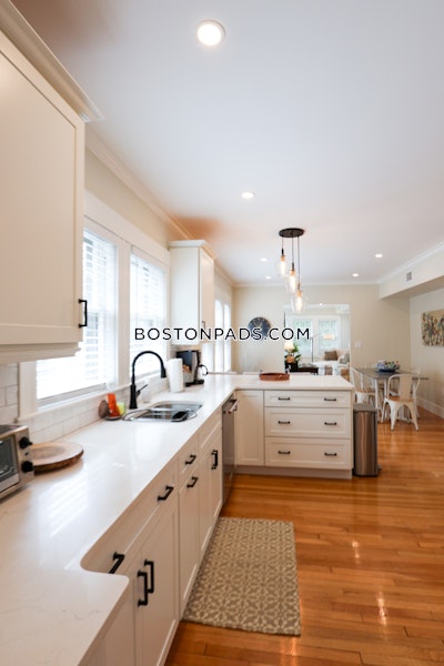 Dorchester 2 Beds 1 Bath Boston - $5,000