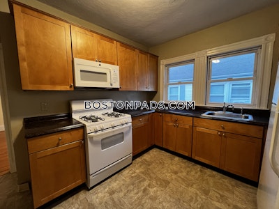 Medford 4 Beds 1 Bath  Tufts - $4,000