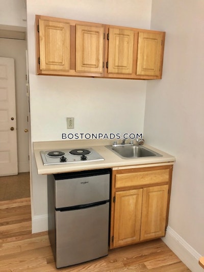 Brookline 0 Bed 1 Bath BROOKLINE- BOSTON UNIVERSITY $2,045  Longwood Area - $1,995 No Fee