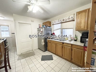 Dorchester Apartment for rent 3 Bedrooms 1 Bath Boston - $3,200