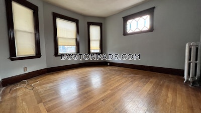 Somerville Apartment for rent 3 Bedrooms 1 Bath  Tufts - $3,750