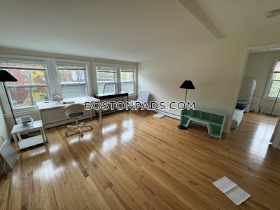 Somerville Apartment for rent 2 Bedrooms 1 Bath  Dali/ Inman Squares - $2,500